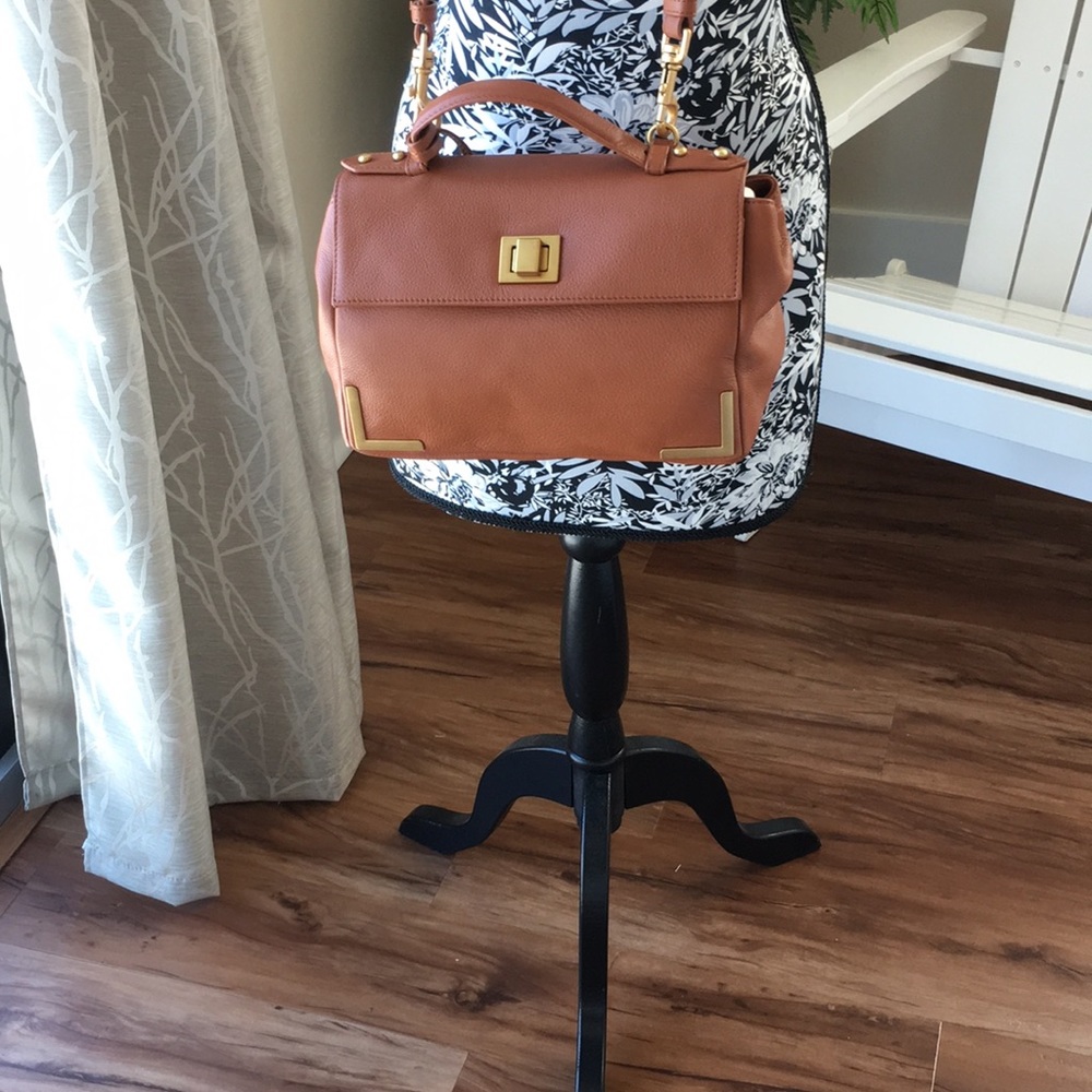 NWOT light brown purse